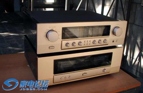 accuphase davanti[1].jpg