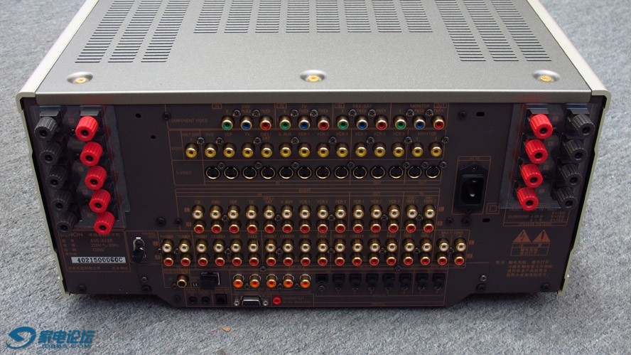 DENON,,.jpg