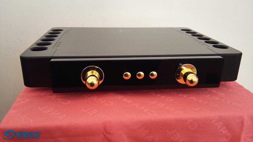 丹麦神弓bowzzone合并功放机