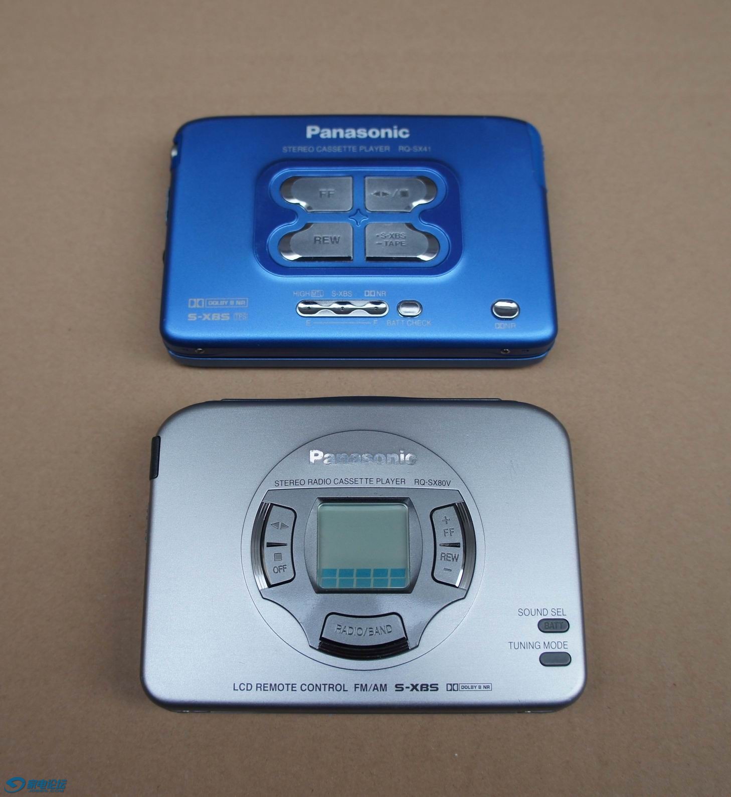 出两个成色不错的松下磁带机rqsx80v和rqsx41