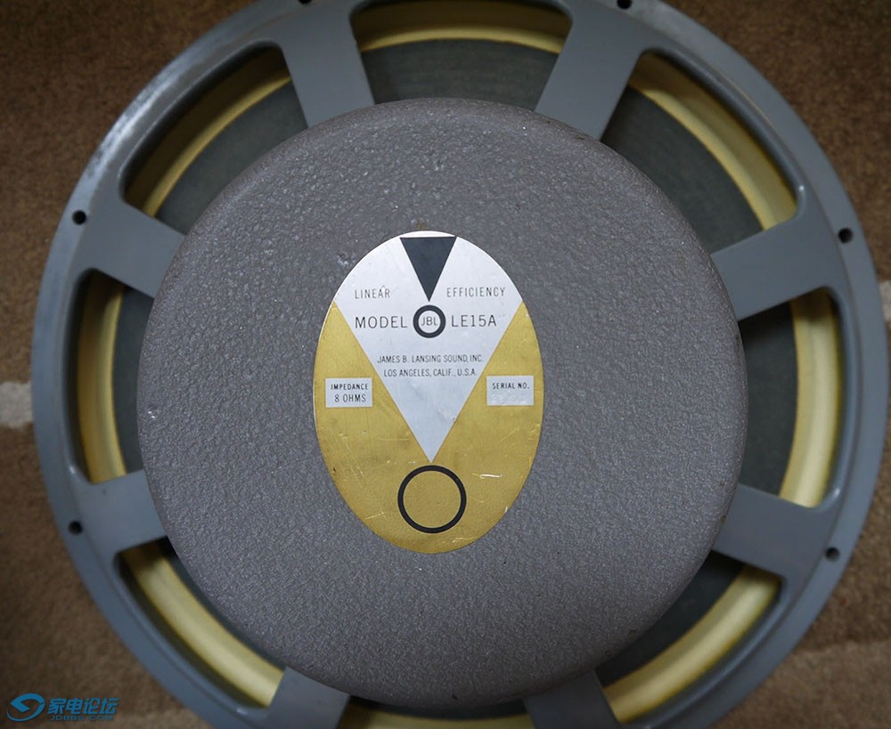 JBL LE15A4.JPG