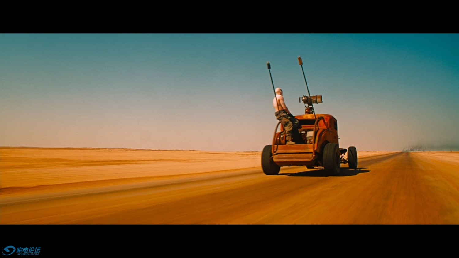 04-˹4֮· Mad Max Fury Road 2015 1080p Blu-ray AVC TrueHD 7.1 A.jpg