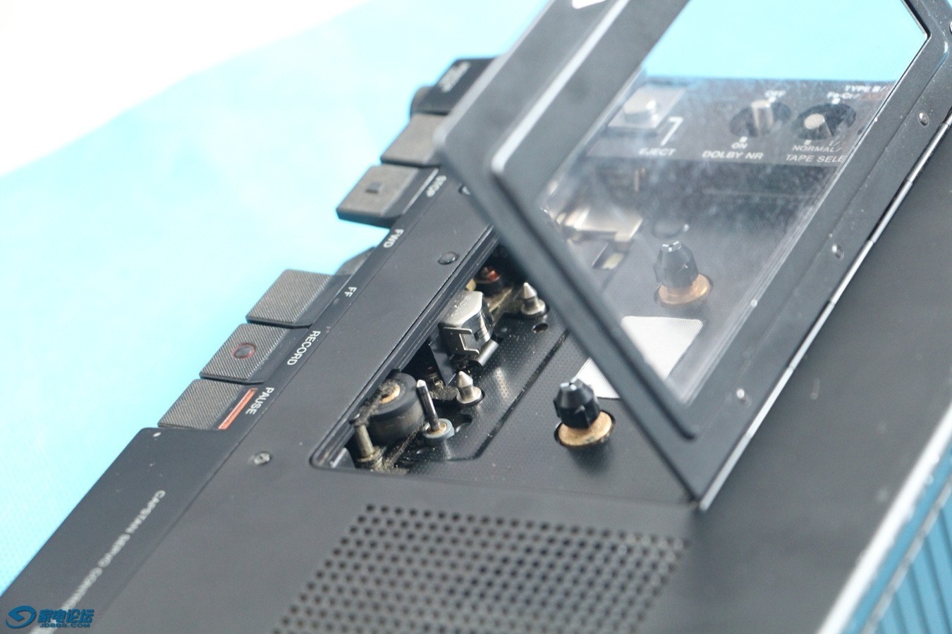095910rf3rfi35ic955zkr.jpg