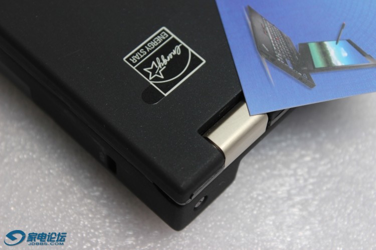 ŵ  X220