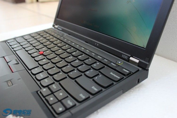 ŵ  X230