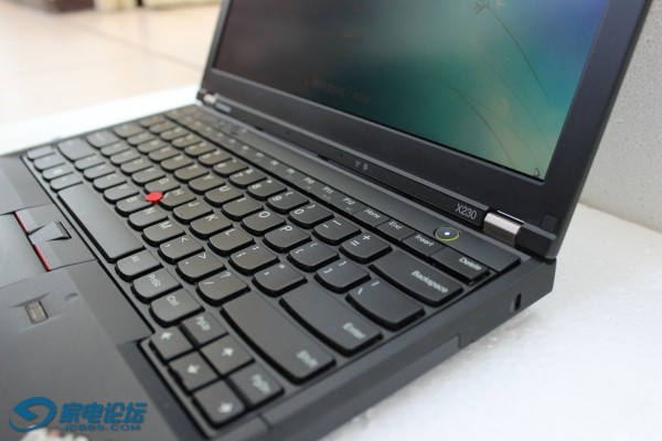 ŵ X230