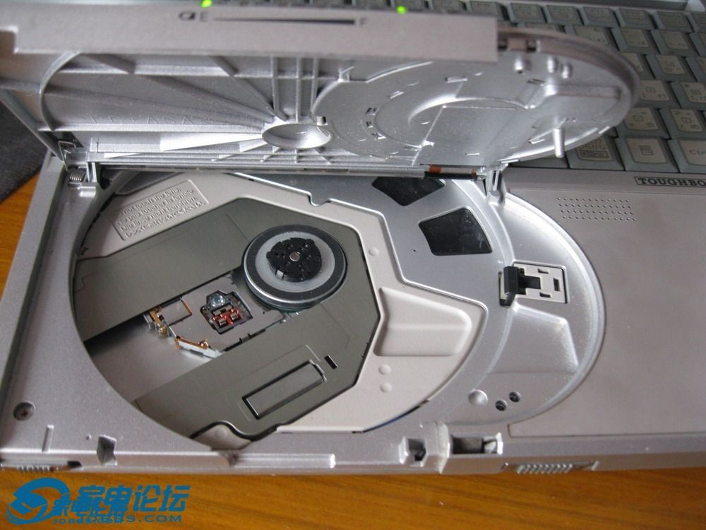 141759qmsrmsvmz2mgc8cd.jpg