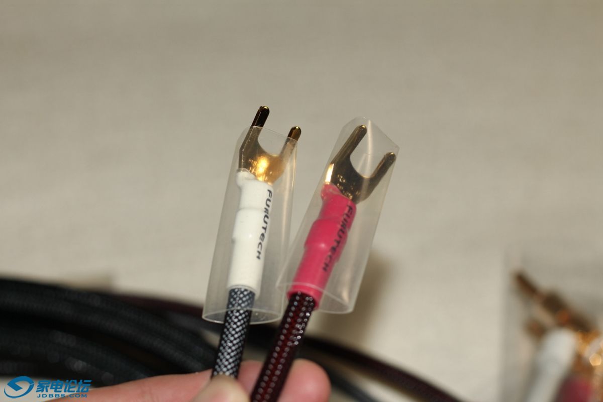 3_.jpg