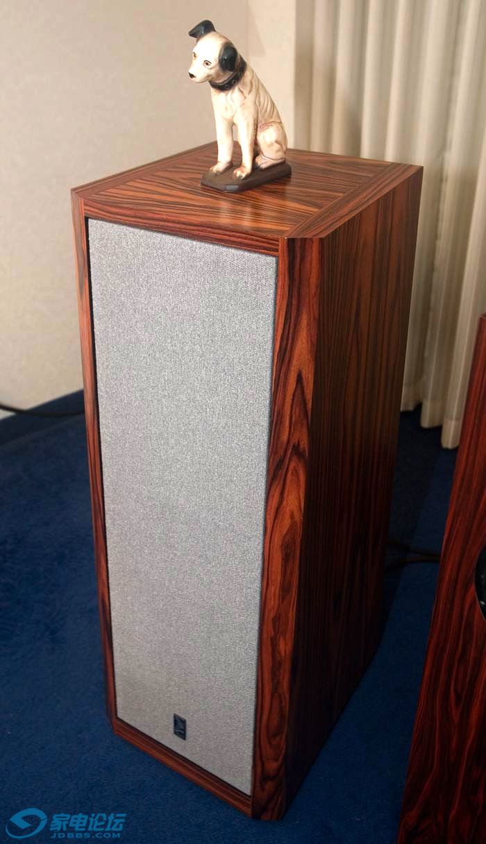 IMG_3848-classic-audio-t-5-speaker-small.jpg