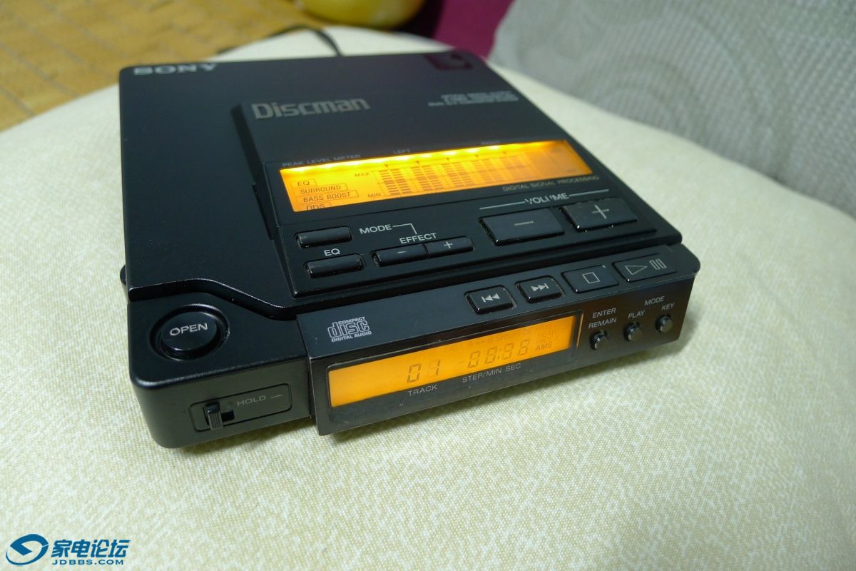 sony d-z555-8.jpg