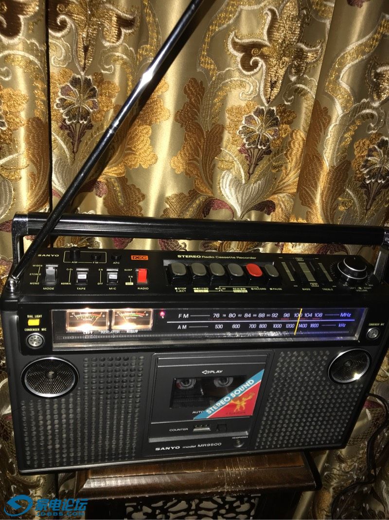 100220rc1ek7kl8g853kbk.jpg