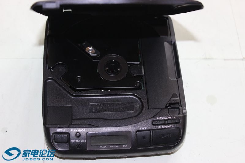 D-33 (18.04.18) (3).JPG