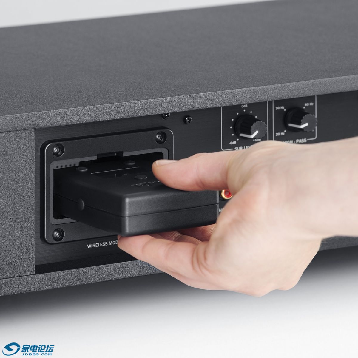 t4000-back-detail-wlan-3-1300x1300x72.jpg