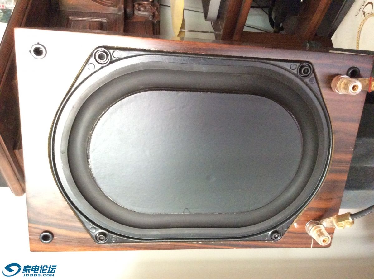 ���Ƿ��𱦵ı���KEF����