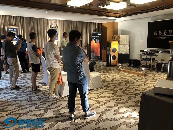 ��˵�еİ�������