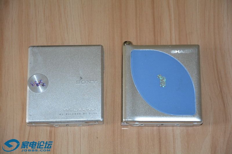 1.����E730 MD���������  ��ظǸǲ��� ���ʹ�õ�غк� �۸� 120Ԫ   ����DS33 MD������ ������� 120