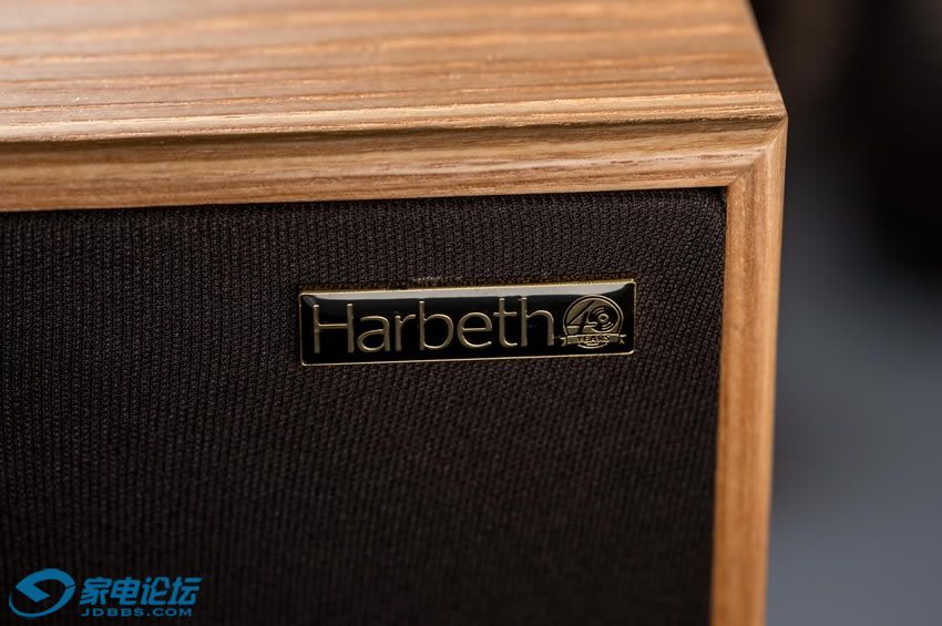 harbeth-p3esr-olive-wood-3.jpg