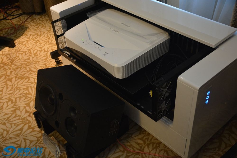 jvc5.jpg
