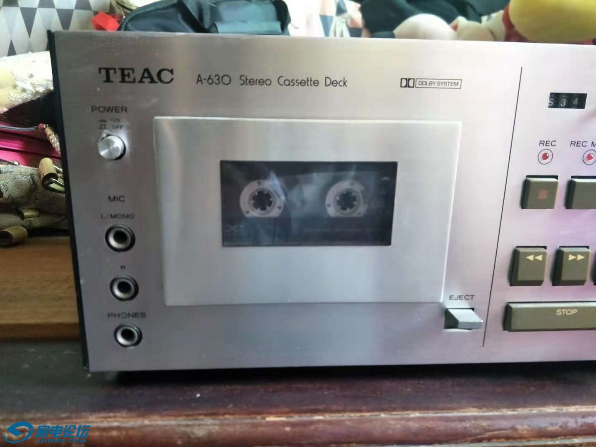 1285674110.jpg