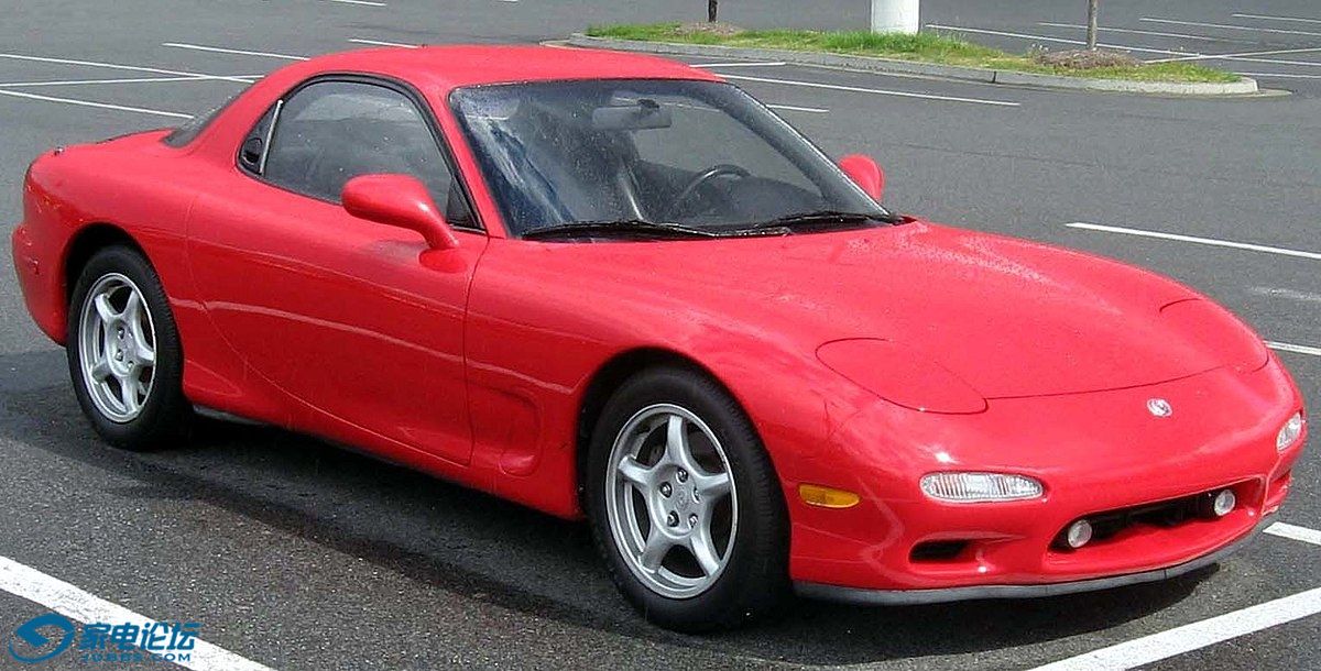 1200px-Mazda-RX-7-FD.jpg