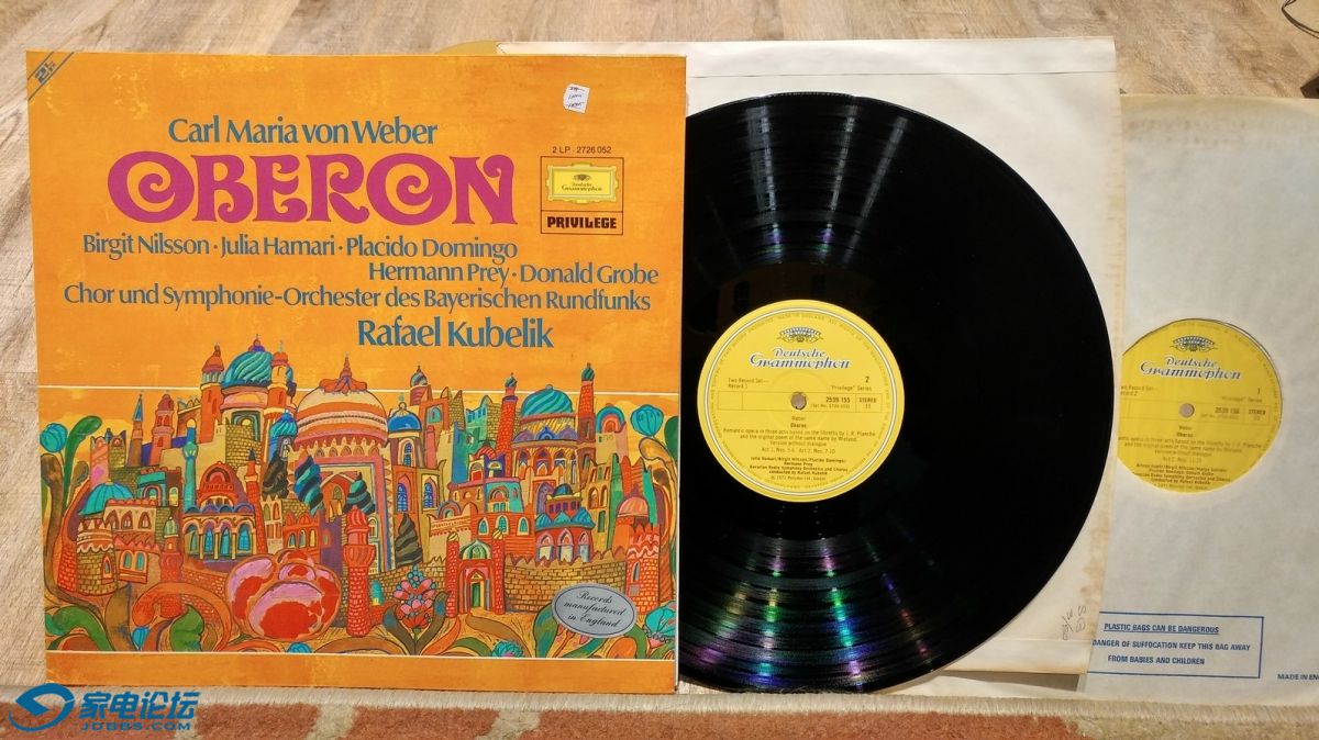 W1820-1 �ⱴ���� ָ�Ӱͷ����ǹ㲥�������ż��ϳ��ţ����ɭ��Julia Hamari��������.jpg