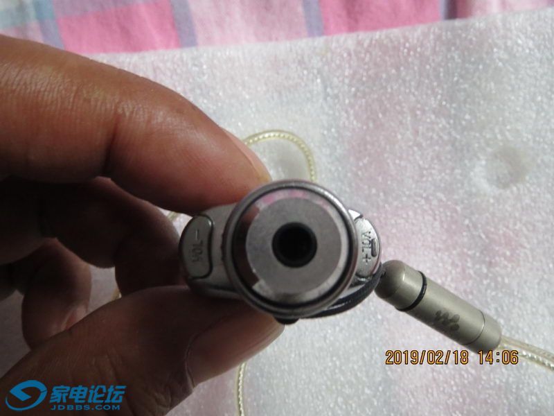 SONY NW-E505 MP3 06_������С.JPG