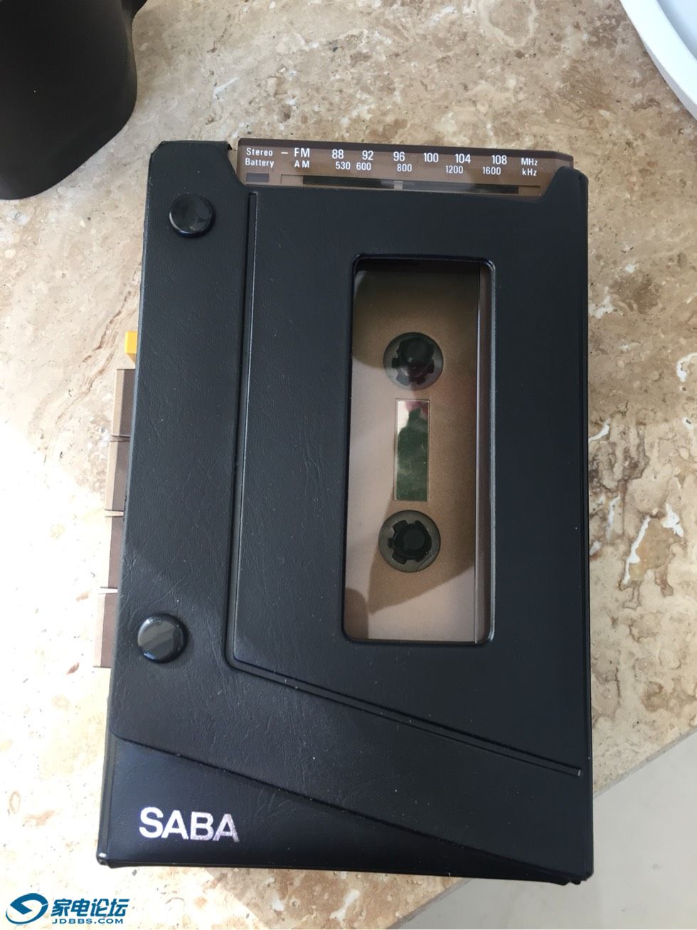 182840v0fk5ibmdbm1edmd.jpg