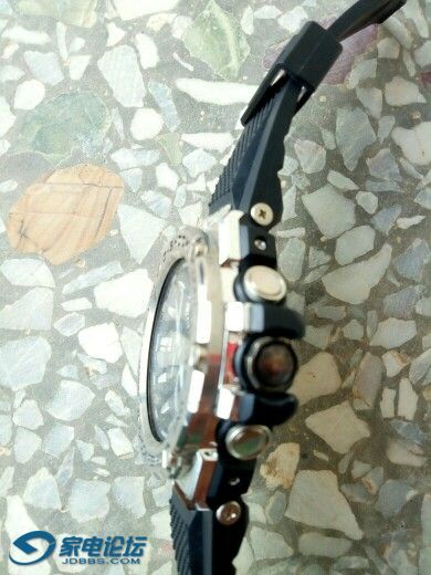 ɽ�������Ŀ���ŷ�����˿��˼��ٿ飬���˴���50����ƫԶ