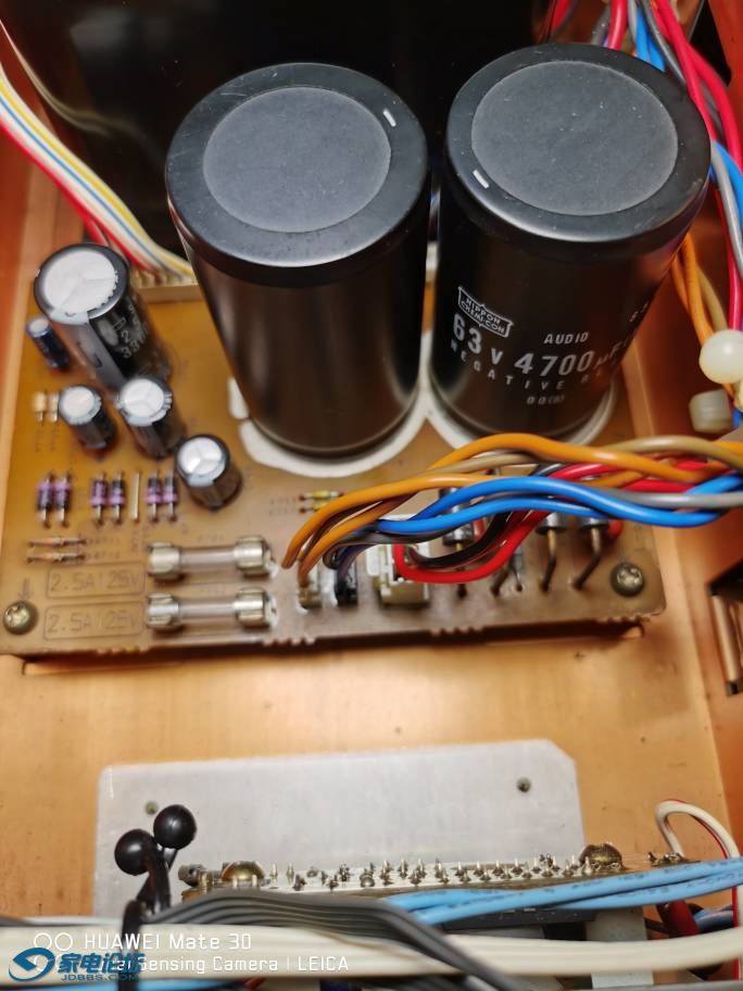201400rx2jw6w55622cw2a.jpg