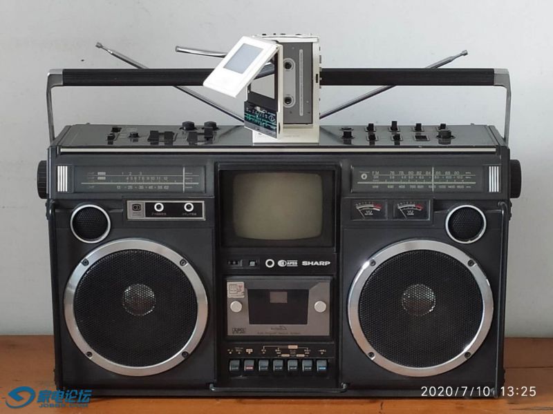 SHARP 5P-R2U 0710 (5).jpg