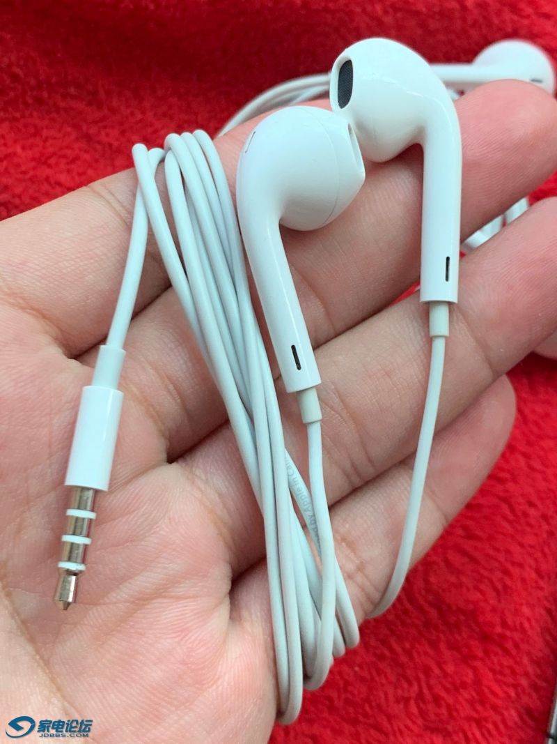 出两条苹果原装35白色插头耳机出完了