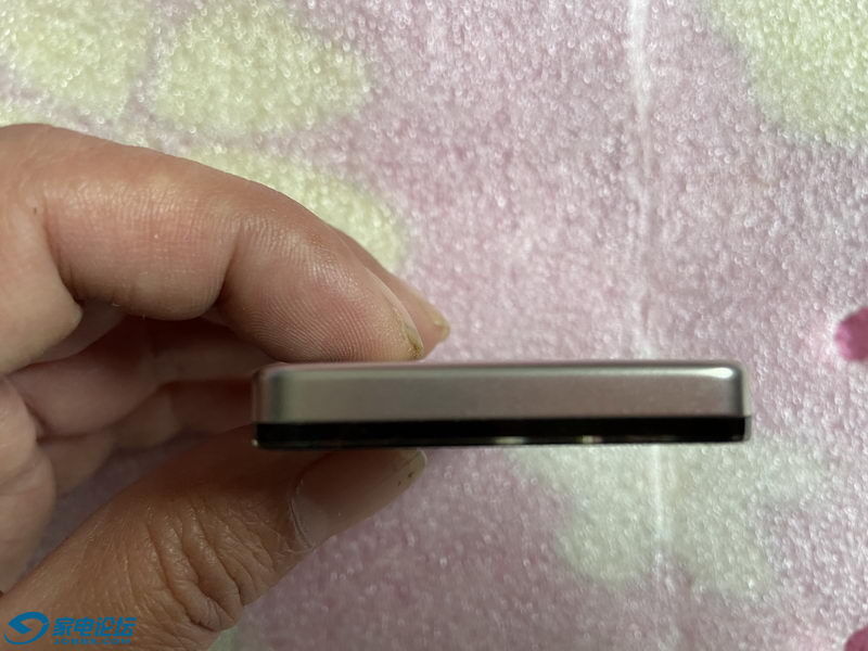 ����M6 SL 2G MP3 06_������С.JPG