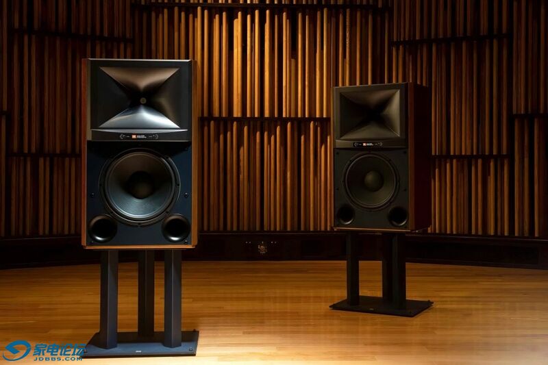 JBL-4349-spread-scaled-1-1022x681.jpg