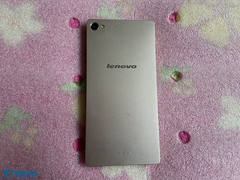 Lenovo X2-CUֻ 02_С.JPG