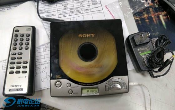 sonyv8000.jpg