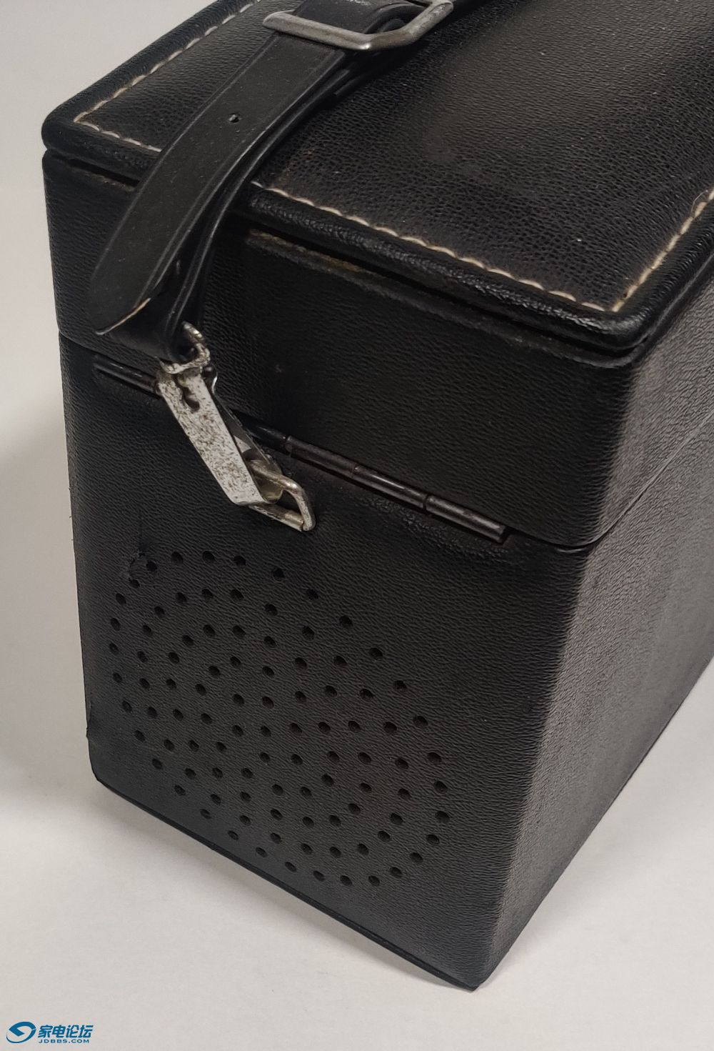 9hipac gp-105 speaker and hinge.jpg