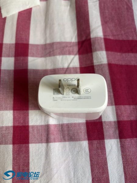 OPPO VCA7HACH 65W 01_С.JPG