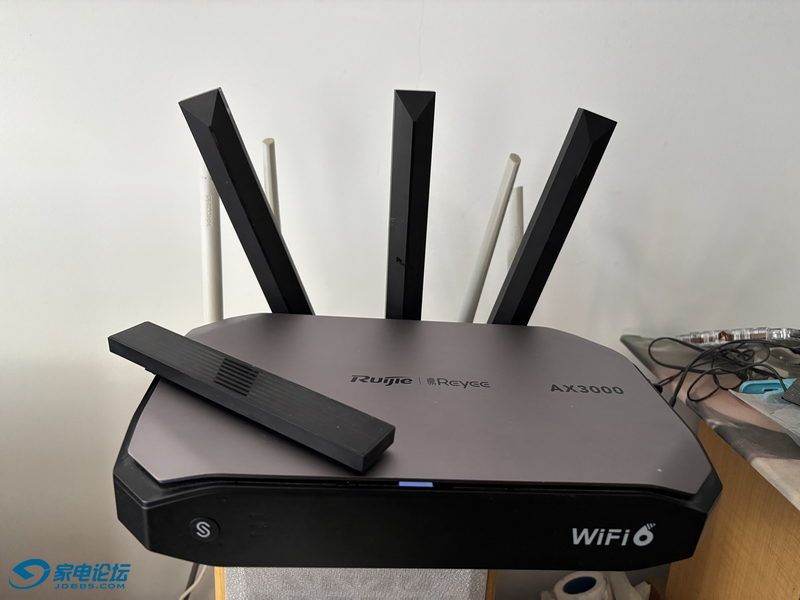 RG-EG105GW-X 01_С.JPG