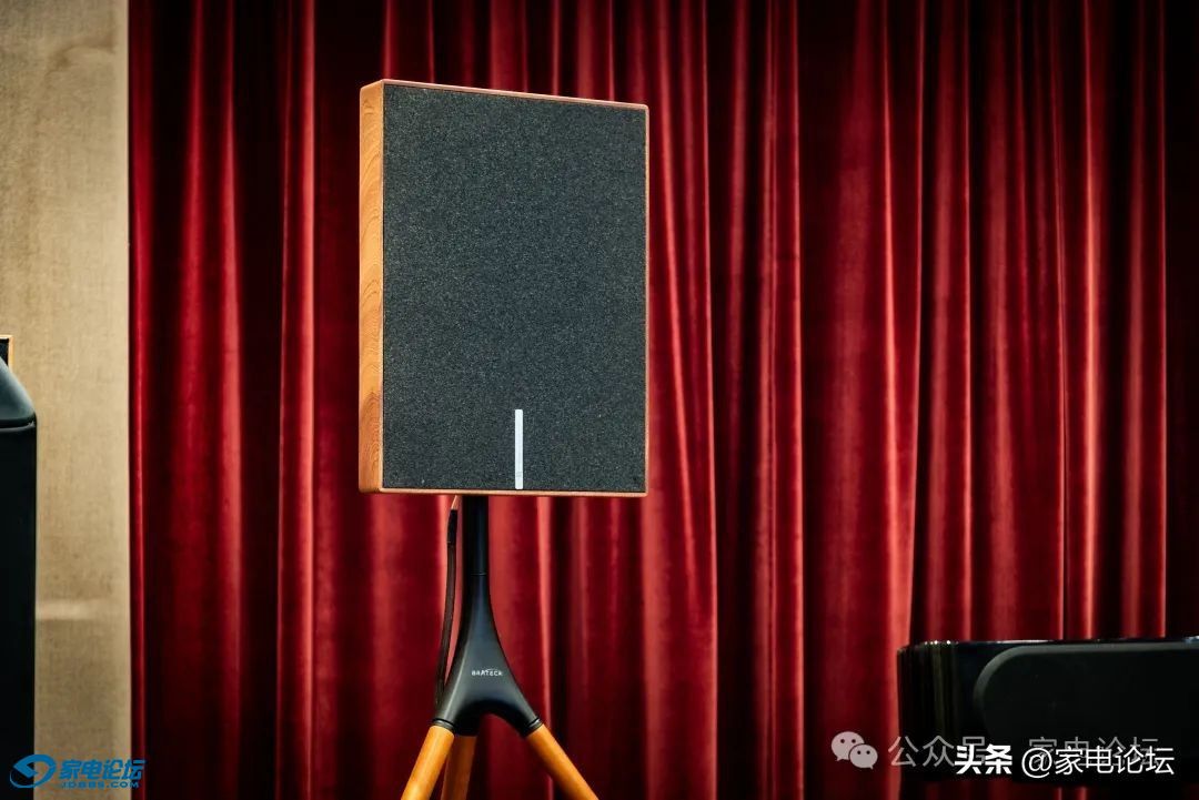 f9769c5f374945eda72ae51e982efdae~tplv-tt-origin-web:gif.jpeg?_iz=58558&from=article.jpg