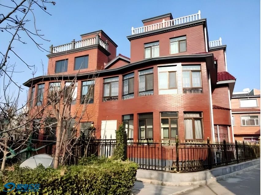 1f.jpg