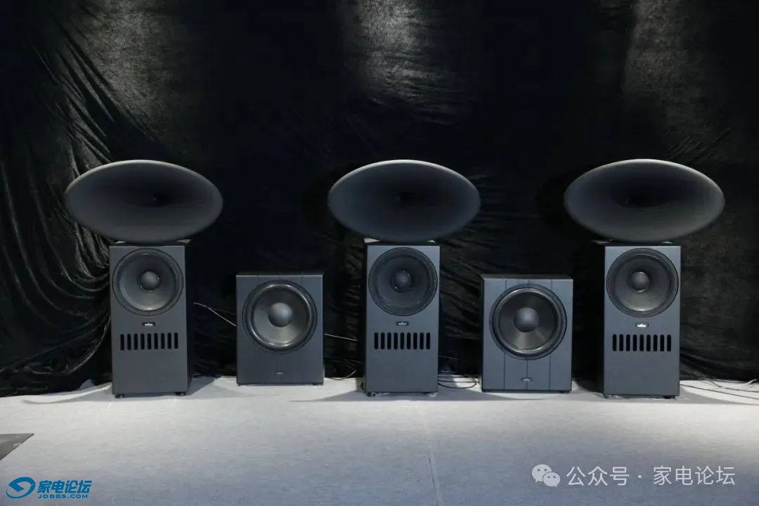 e9a86228fab84f308114bf8fa81a2f2b~tplv-tt-origin-web:gif.jpeg?_iz=58558&from=article.jpg