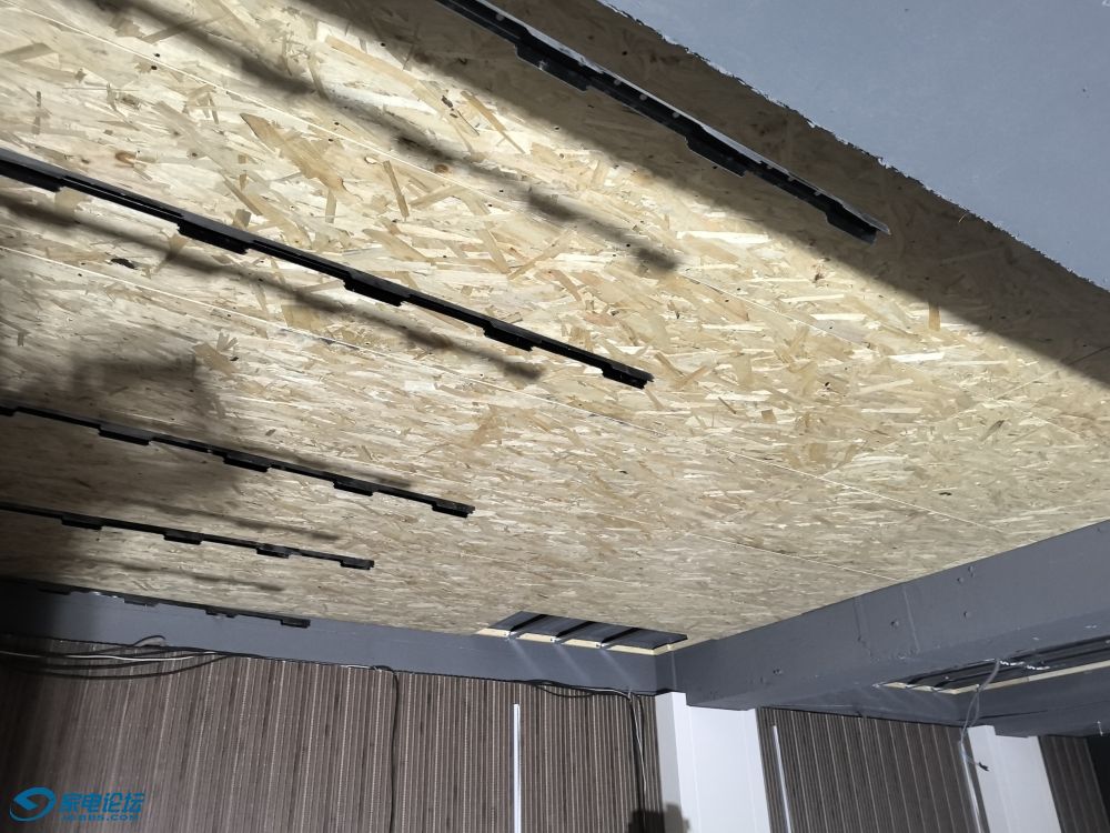 ���Ӷ�����ɢ