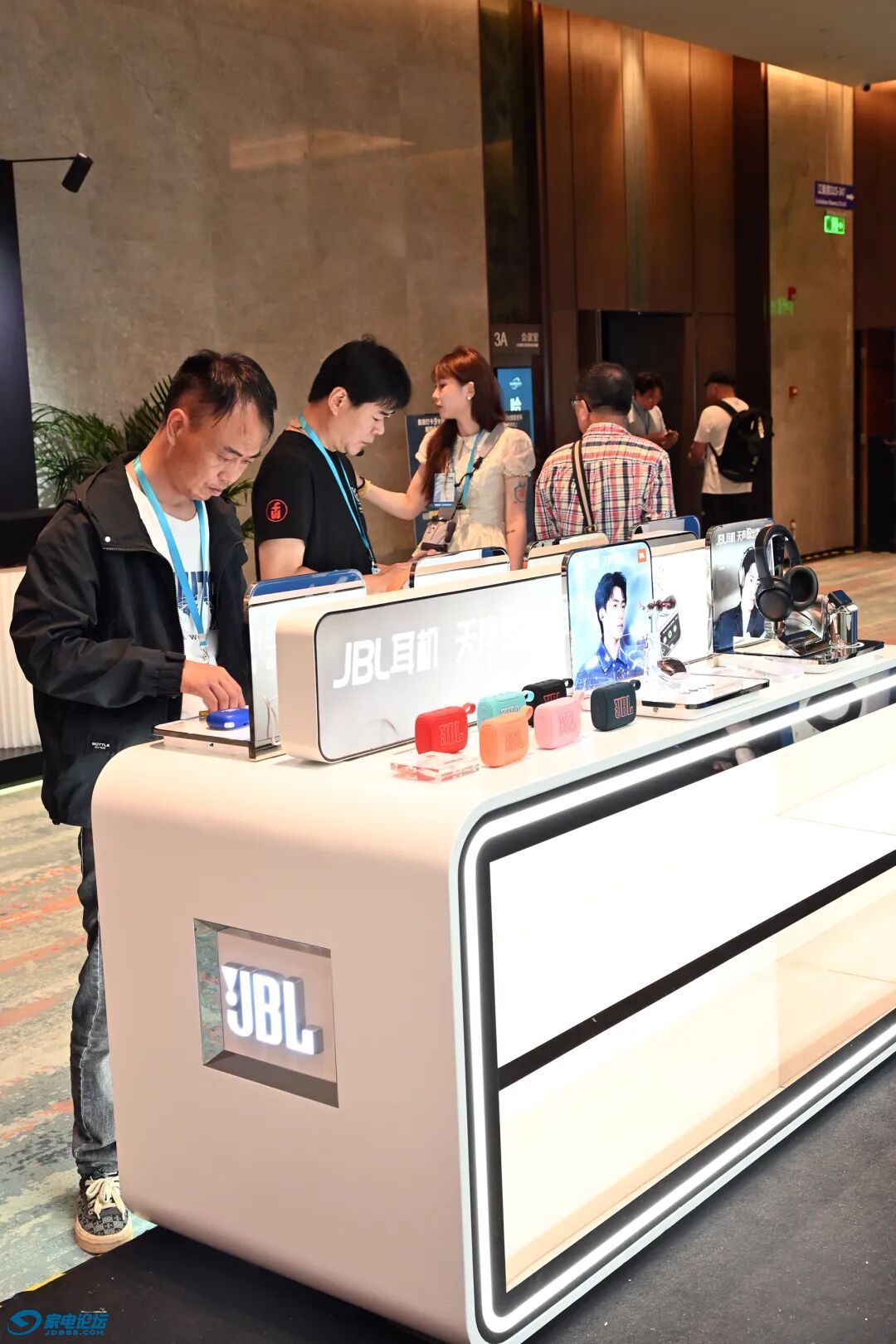 a3d25701c568486f9a40adca28b1e3a5~tplv-tt-origin-web:gif.jpeg?_iz=58558&from=article.jpg