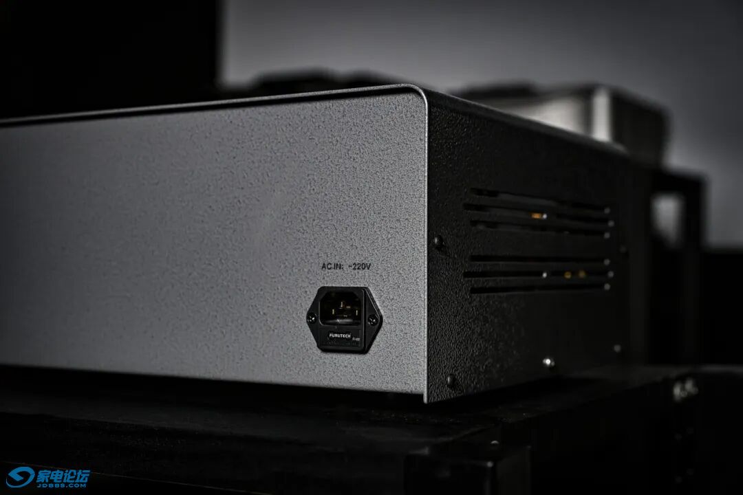 fa31084cde9f406880ade43ea37690af~tplv-tt-origin-web:gif.jpeg?_iz=58558&from=article.jpg