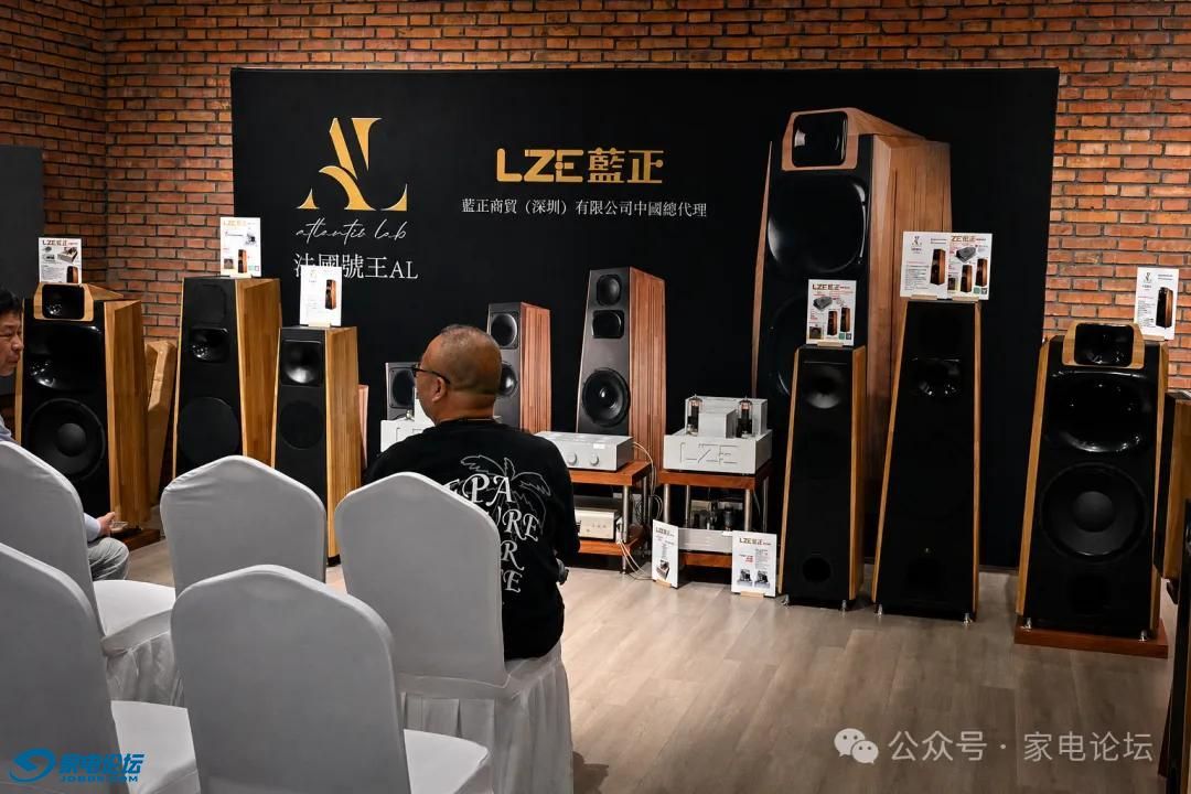 700c41f006a64f77806e782ec20c0c7e~tplv-tt-origin-web:gif.jpeg?_iz=58558&from=article.jpg