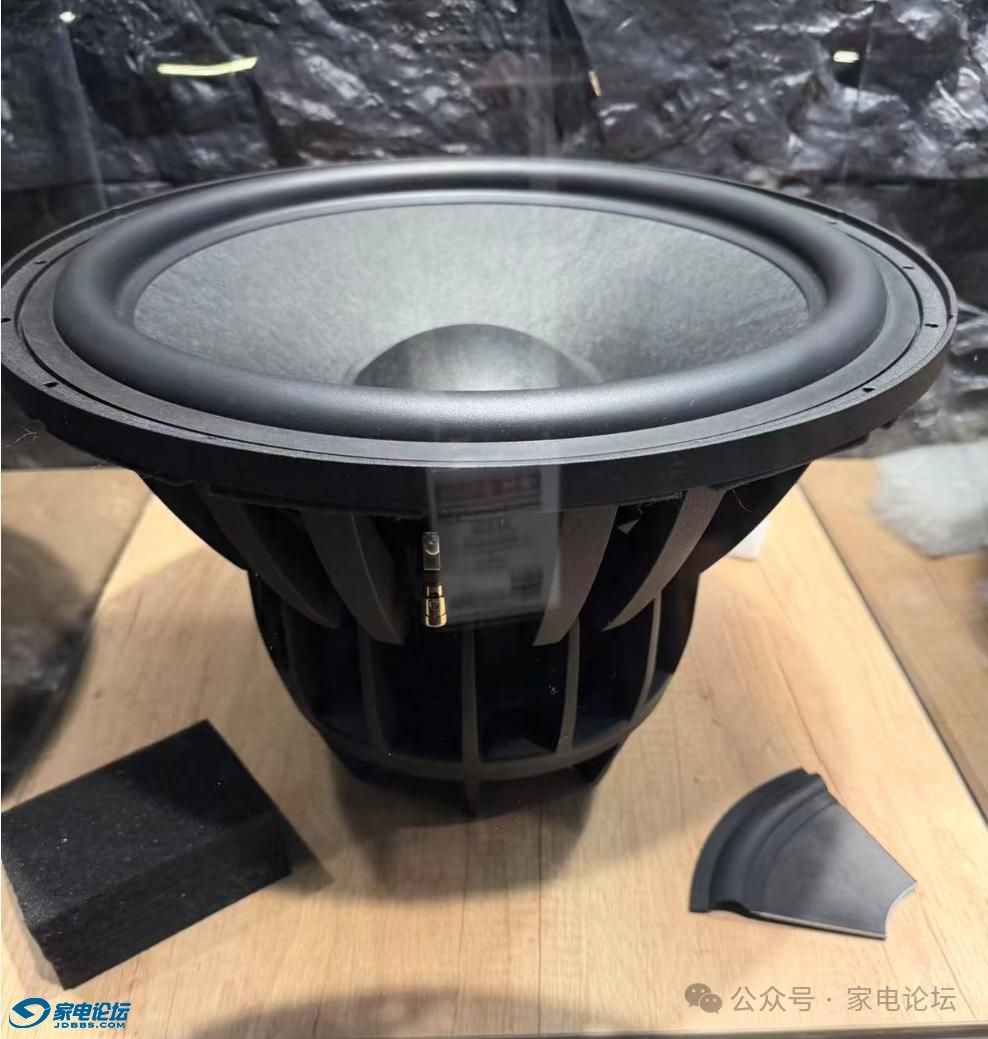 21e9528a4dc84d7bb93ed5b67476ba83~tplv-tt-origin-web:gif.jpeg?_iz=58558&from=article.jpg