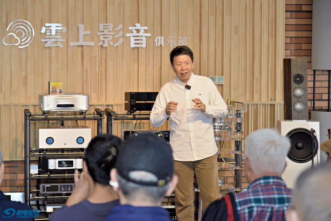 9e28cc4126de4a508f171386fadf185c~tplv-tt-origin-web:gif.jpeg?_iz=58558&from=article.jpg
