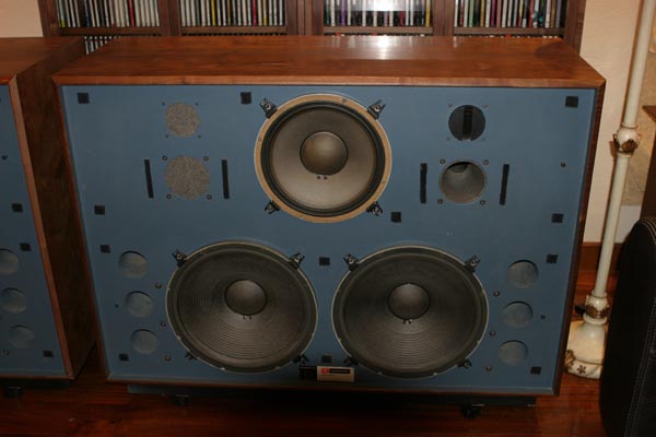Ƭ 035.jpg