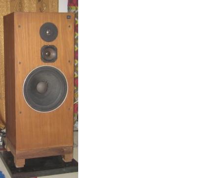 JBL100T.JPG