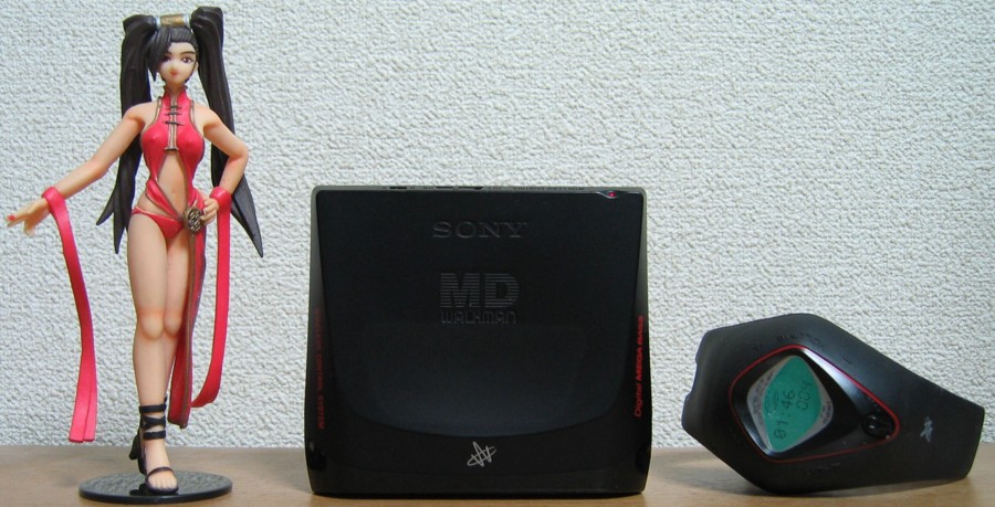 Sony_MZ-E7W-B.jpg